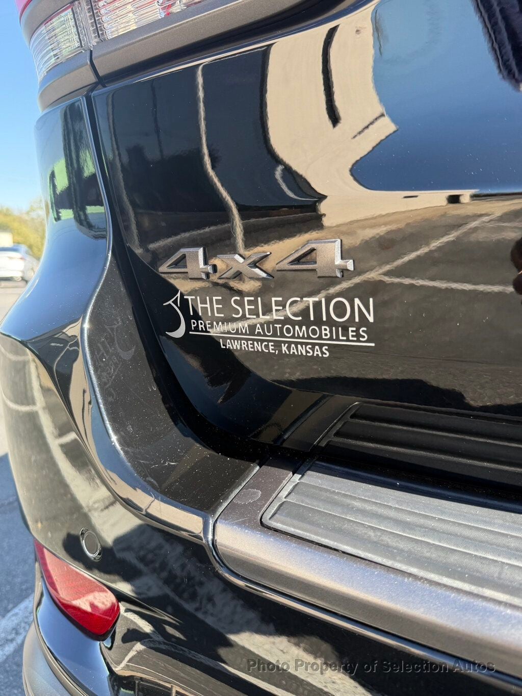 Jeep Grand Cherokee photo 10