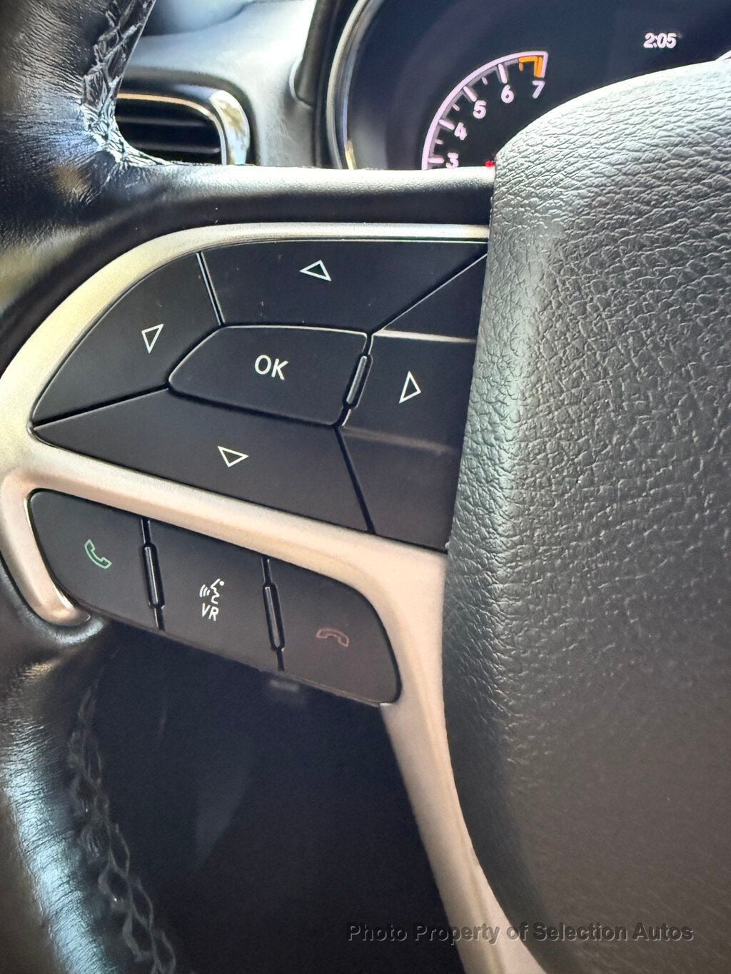 Jeep Grand Cherokee photo 21