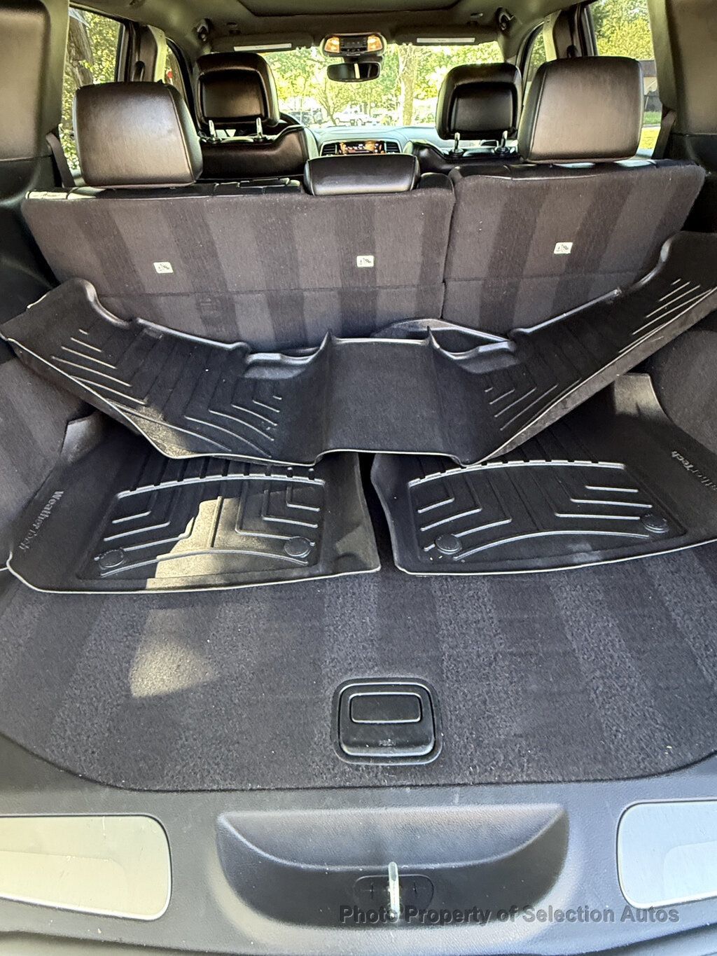 Jeep Grand Cherokee photo 40