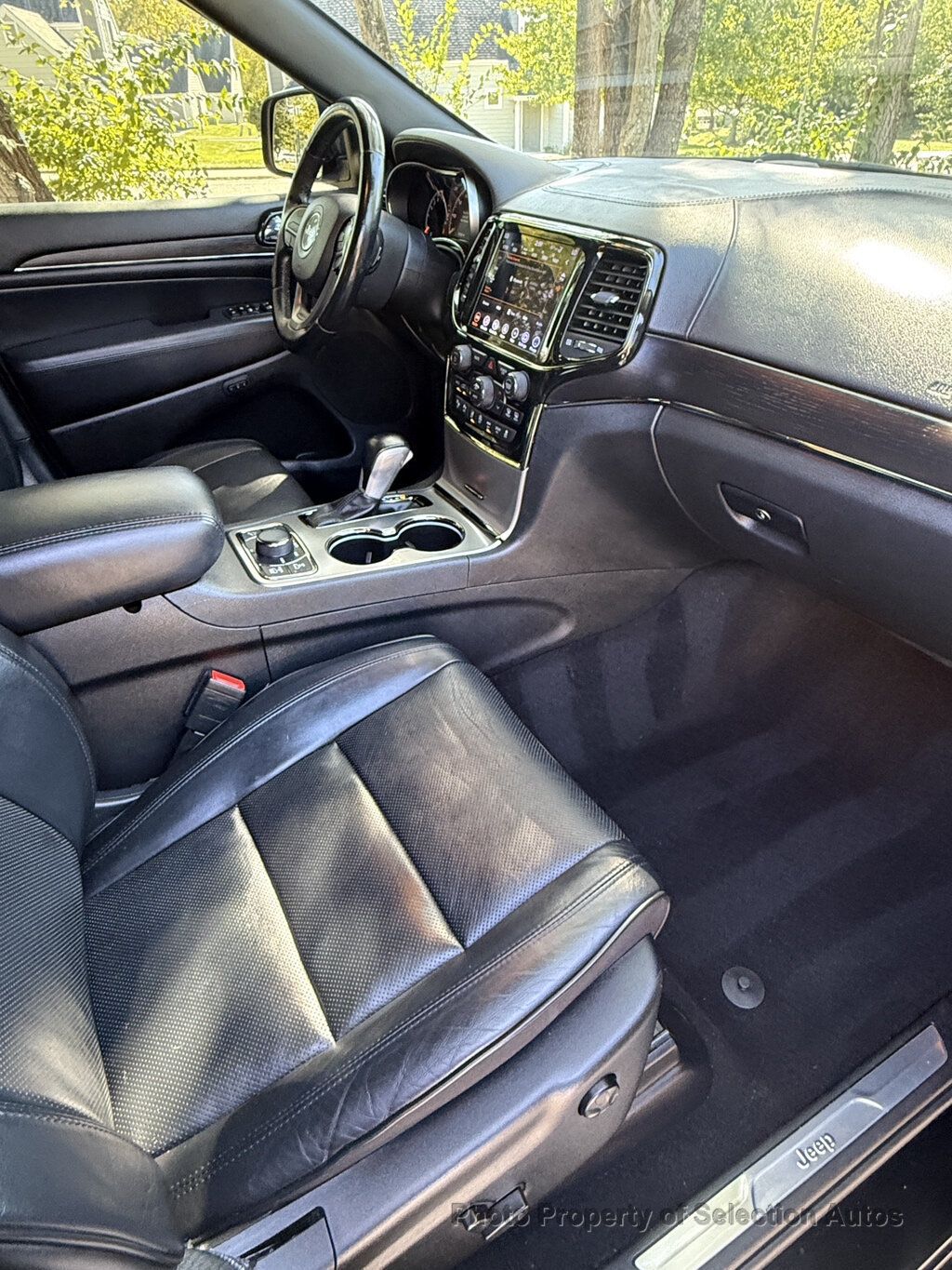 Jeep Grand Cherokee photo 42