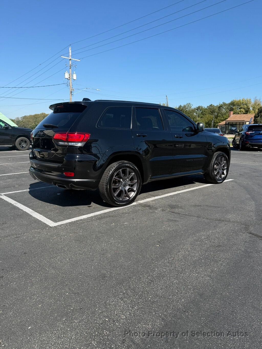 Jeep Grand Cherokee photo 8