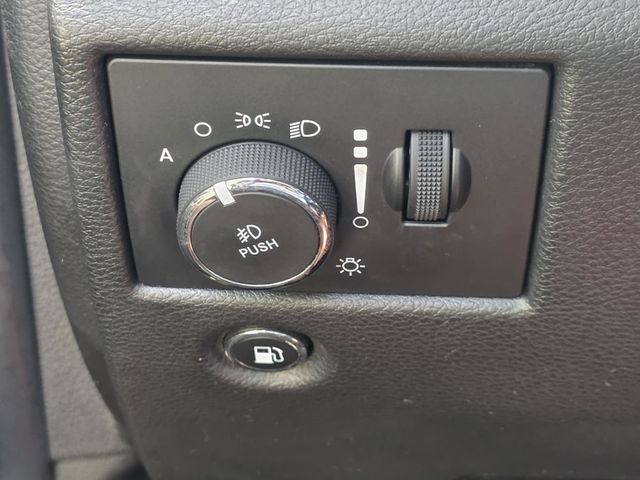 2021 Jeep Grand Cherokee Laredo - 23045367 - 19