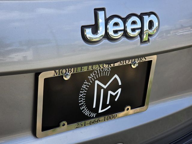 2021 Jeep Grand Cherokee Laredo - 23045367 - 24