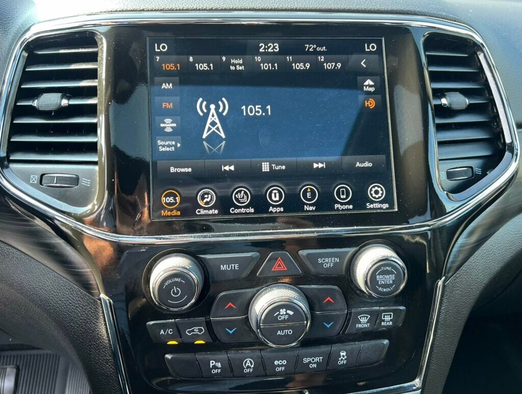 2021 Jeep Grand Cherokee Laredo X photo 14