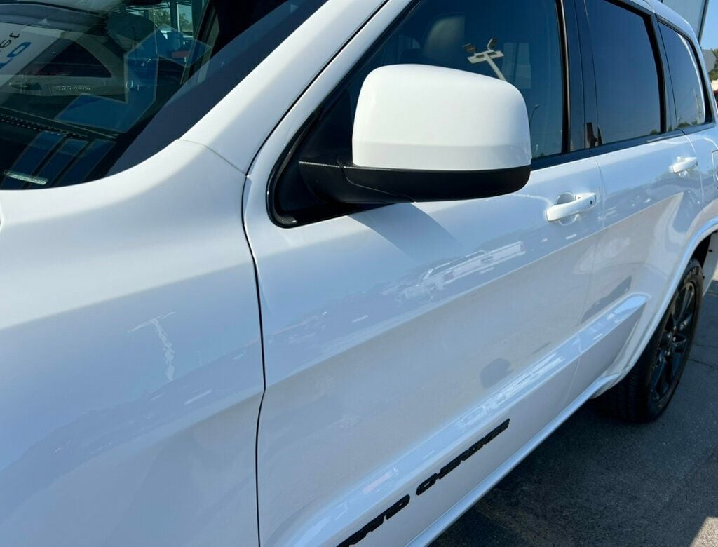 2021 Jeep Grand Cherokee Laredo X photo 7
