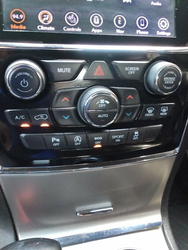 2021 Jeep Grand Cherokee Laredo X 4x2 - 23075037 - 22