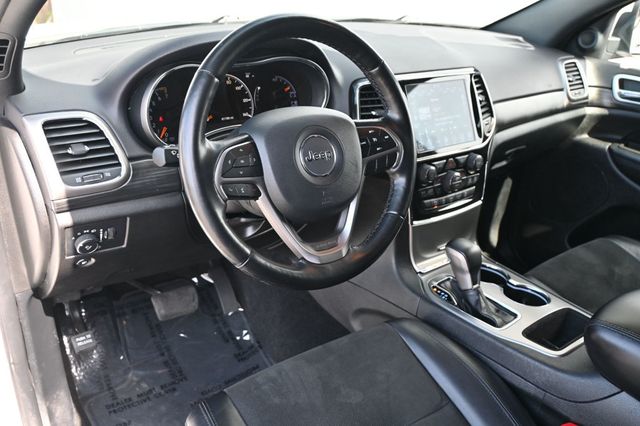 2021 Jeep Grand Cherokee Laredo X 4x4 Altitude Appearance Package - 23017877 - 8