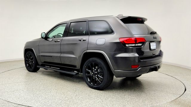 2021 Jeep Grand Cherokee Laredo X 4x4 w/ Trailer-Tow Group IV & Altitude Appearance Pkg - 23024781 - 6