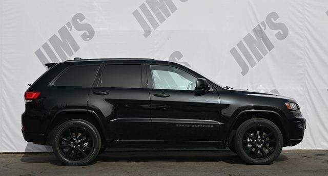 2021 Jeep Grand Cherokee Laredo X Altitude Appearance Package - 22960350 - 3