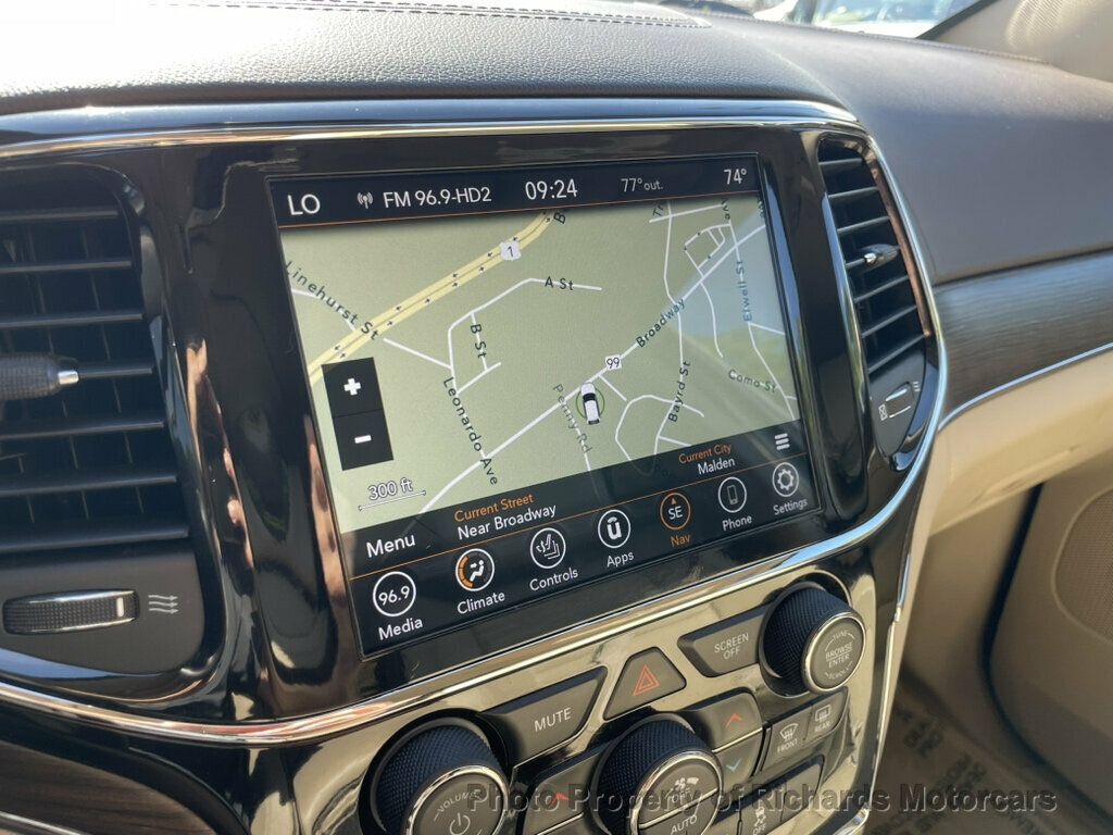 2021 Jeep Grand Cherokee Overland 4x4 - 23060807 - 10