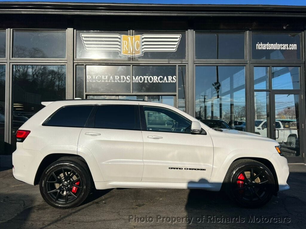 2021 Jeep Grand Cherokee SRT 4x4 - 22688059 - 1