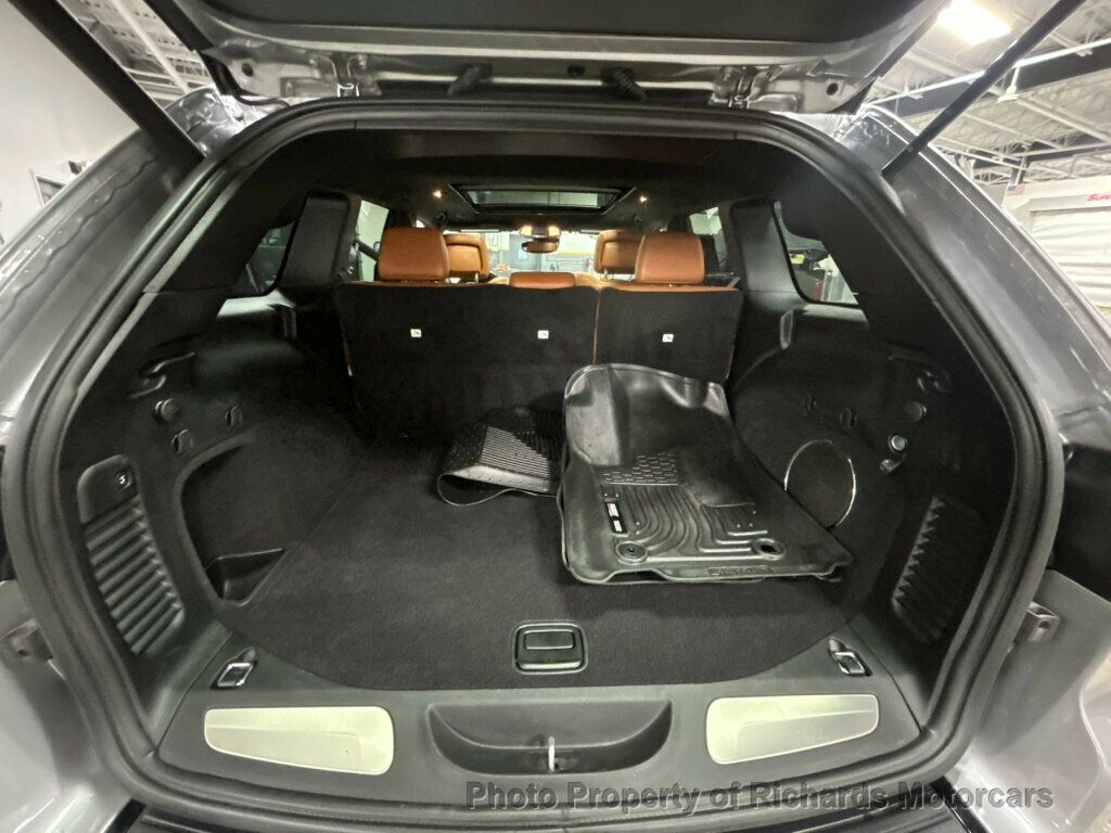 2021 Jeep Grand Cherokee SRT 4x4 - 22994063 - 17