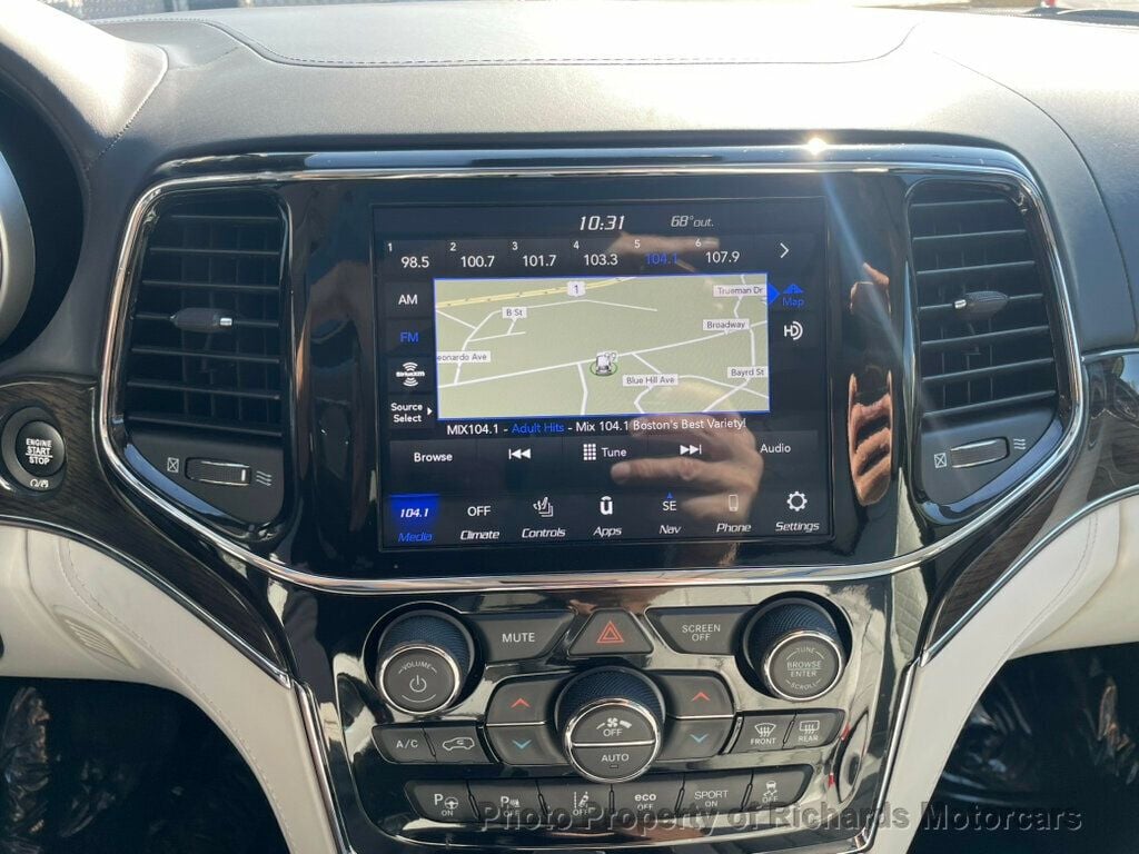 2021 Jeep Grand Cherokee Summit photo 12