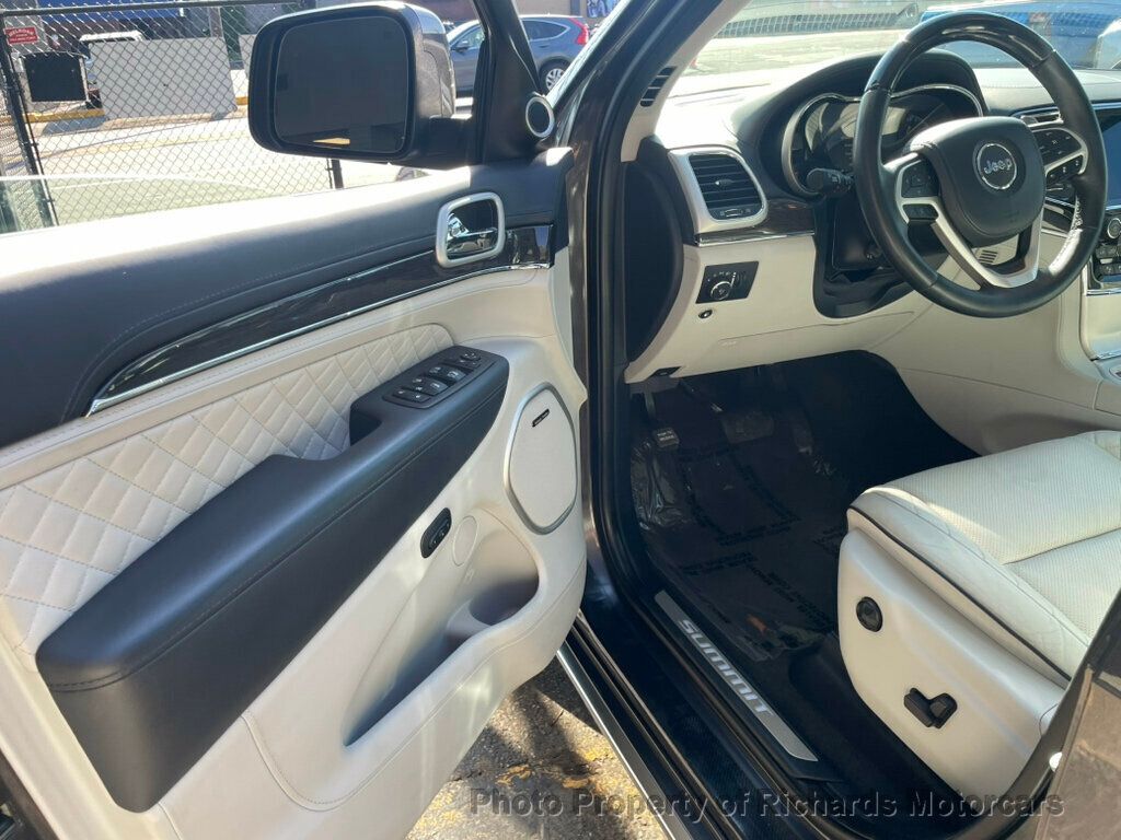 2021 Jeep Grand Cherokee Summit photo 7