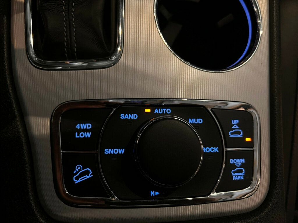 2021 Jeep Grand Cherokee Summit/4x4/PlatinumGroup/Htd&CldSeats/PanoRoof/AirSuspension/NAV - 22967596 - 20