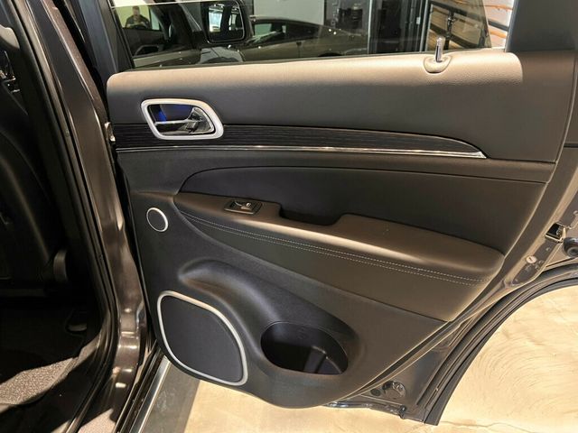 2021 Jeep Grand Cherokee Summit/4x4/PlatinumGroup/Htd&CldSeats/PanoRoof/AirSuspension/NAV - 22967596 - 26