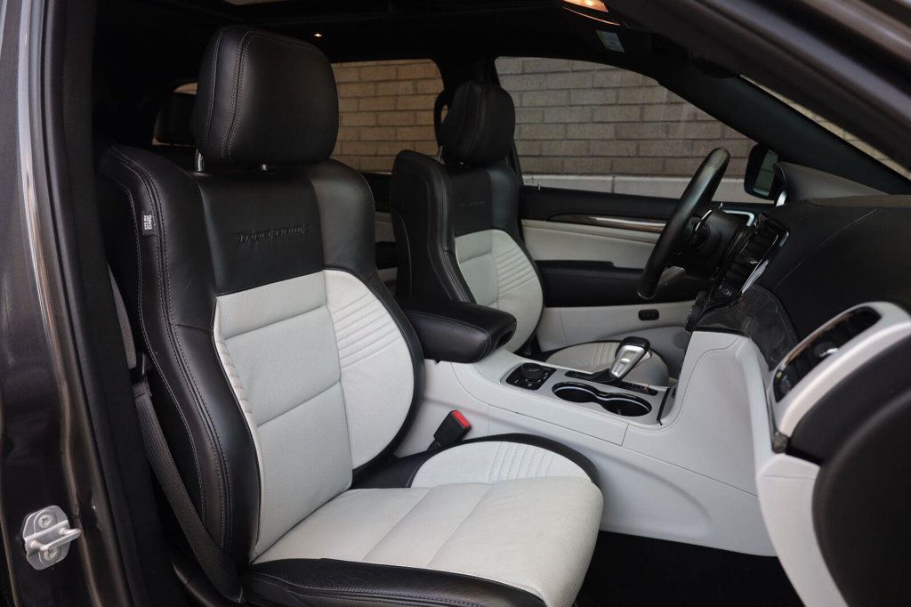 Jeep Grand Cherokee photo 37