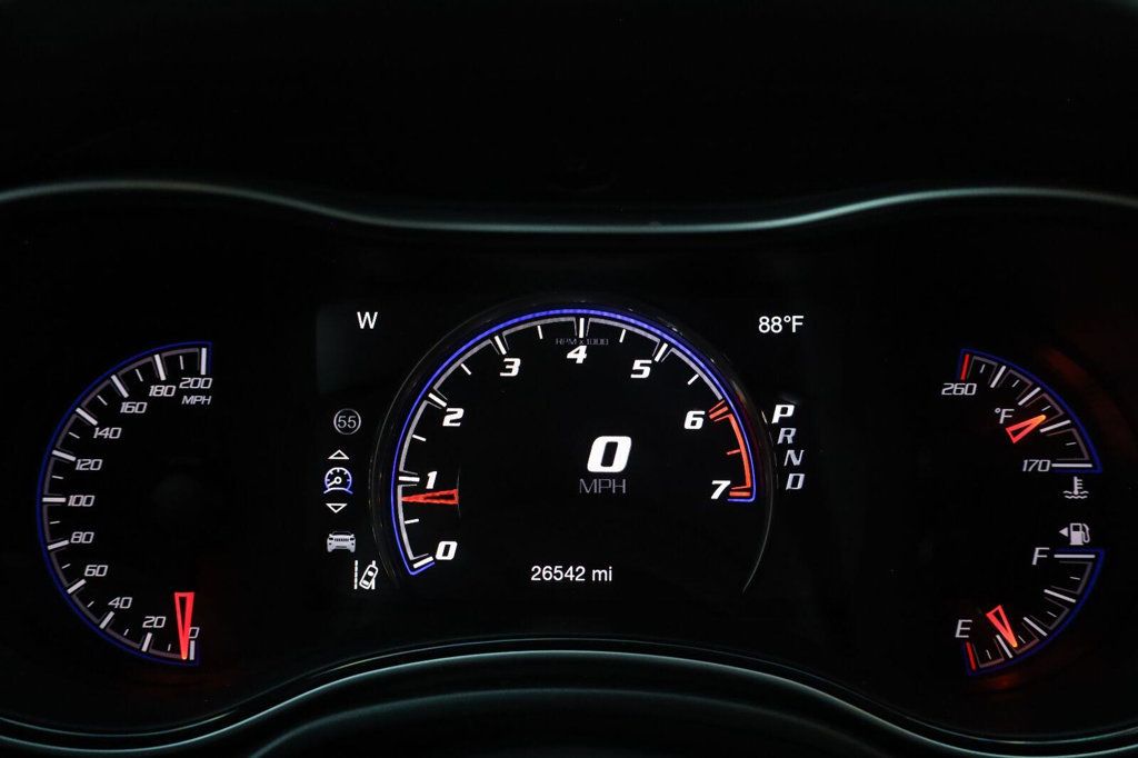 Jeep Grand Cherokee photo 47