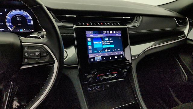 2021 Jeep Grand Cherokee L Altitude 4x4 with Power Sunroof - 22947865 - 17