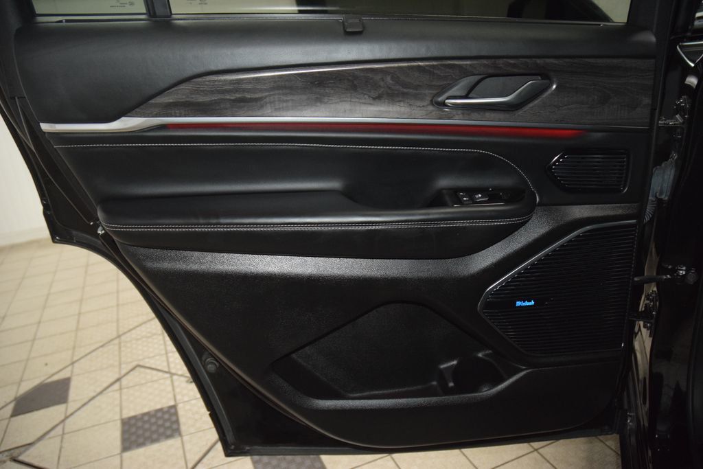 2021 Jeep Grand Cherokee L GRAND CHEROKEE L OVERLAND * 3.6 V6 * FULLY LOADED * 1 OWNER - 23041645 - 42