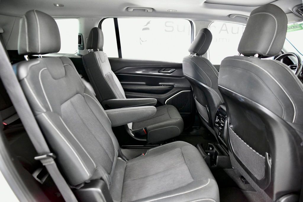 2021 Jeep Grand Cherokee L Laredo 4x2 - 22926541 - 14