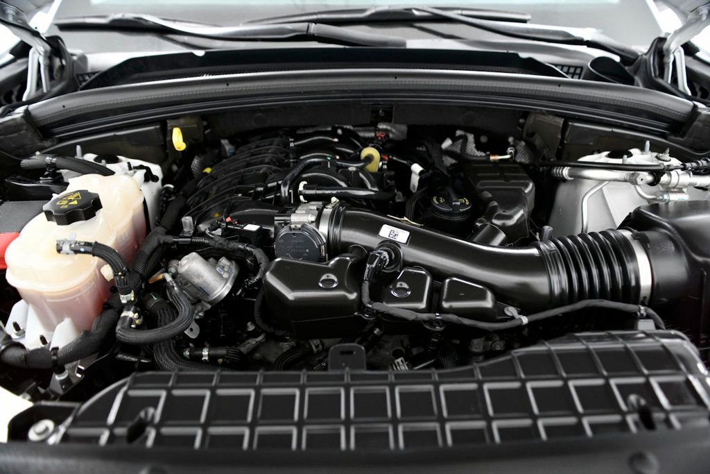 2021 Jeep Grand Cherokee L Laredo 4x2 - 22926541 - 19