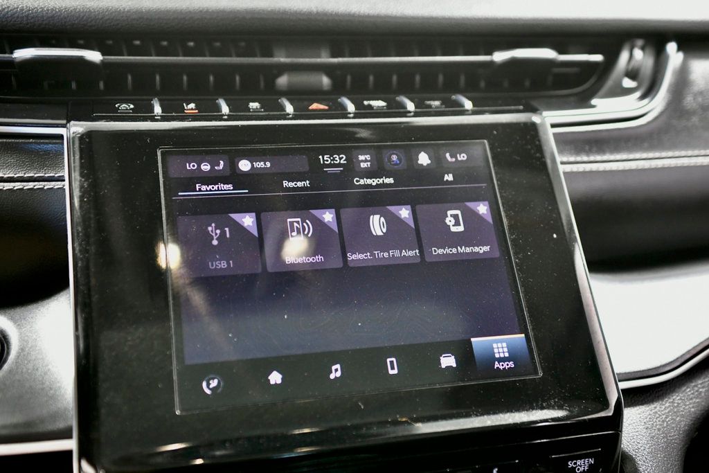 2021 Jeep Grand Cherokee L Laredo 4x2 - 22926541 - 28