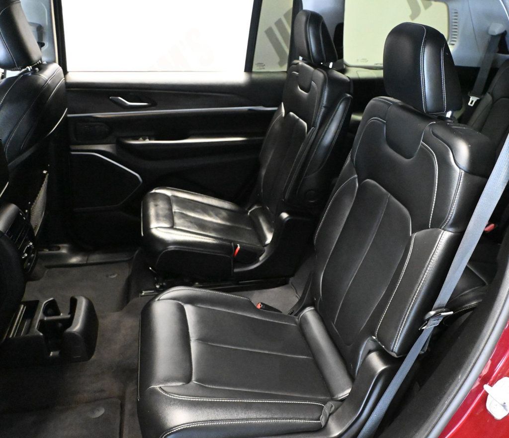 Jeep Grand Cherokee L photo 18