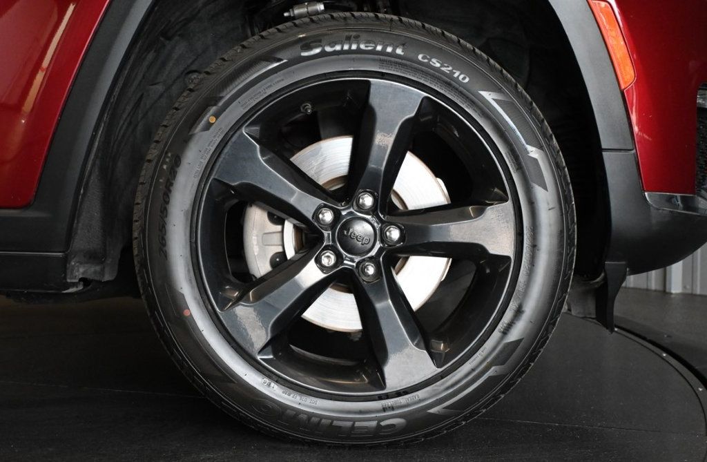 Jeep Grand Cherokee L photo 9