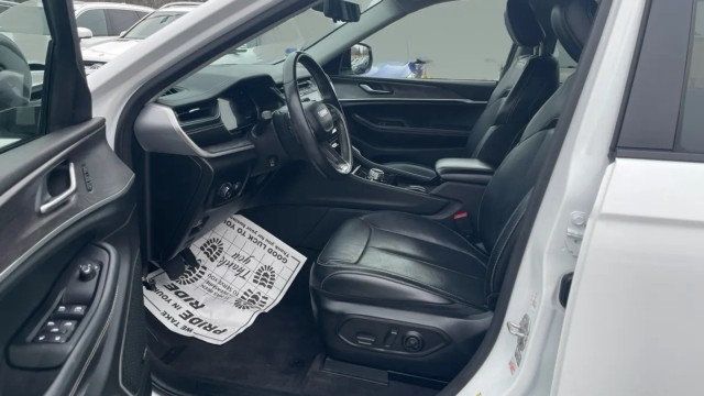 2021 Jeep Grand Cherokee L Limited 4x4 - 22986752 - 9