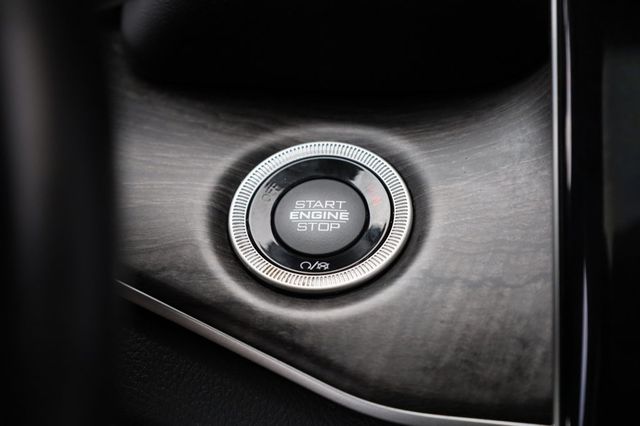 2021 Jeep Grand Cherokee L Limited 4x4 - 22877360 - 34