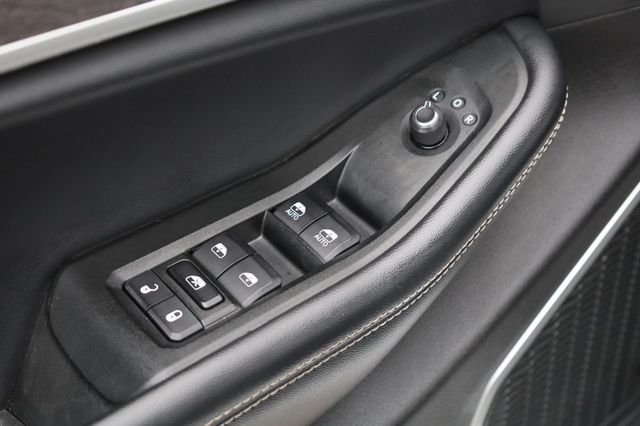 2021 Jeep Grand Cherokee L Limited 4x4 - 22877360 - 37