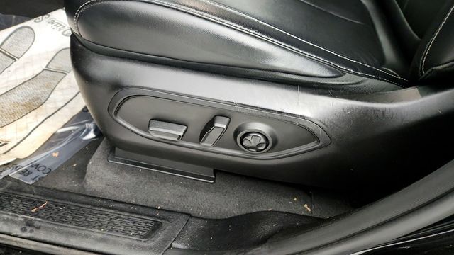 2021 Jeep Grand Cherokee L Limited 4x4 with Dual-Pane Panoramic Sunroof & Uconnect 5 Nav - 22945396 - 11