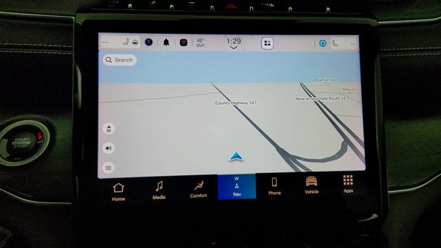 2021 Jeep Grand Cherokee L Limited 4x4 with Dual-Pane Panoramic Sunroof & Uconnect 5 Nav - 22945396 - 17