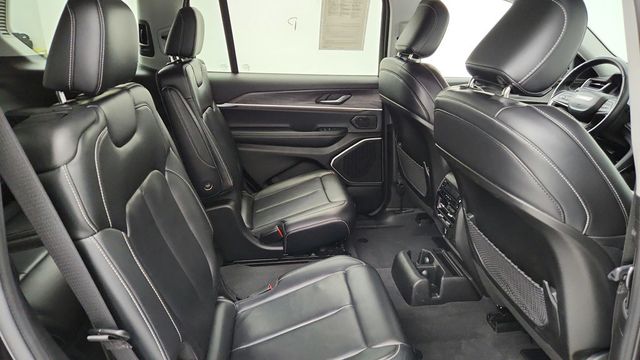 2021 Jeep Grand Cherokee L Limited 4x4 with Dual-Pane Panoramic Sunroof & Uconnect 5 Nav - 22945396 - 22