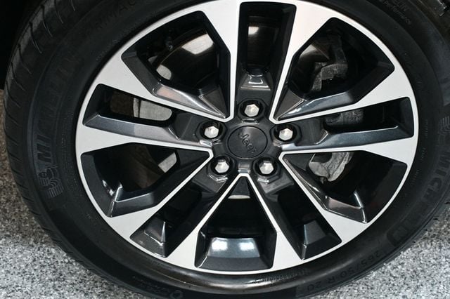 2021 Jeep Grand Cherokee L Overland 4x4 - 22988663 - 18