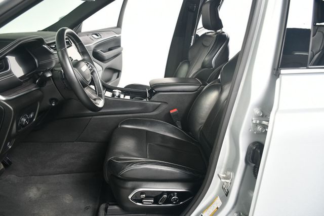 2021 Jeep Grand Cherokee L Overland 4x4 - 22988663 - 28