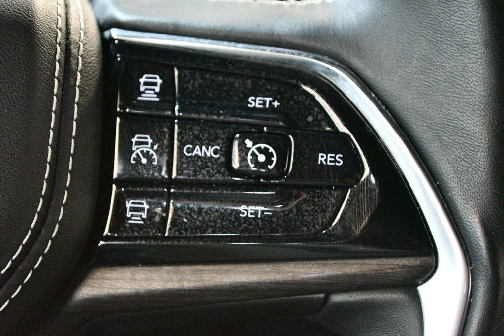 2021 Jeep Grand Cherokee L Overland 4x4 - 22988663 - 43