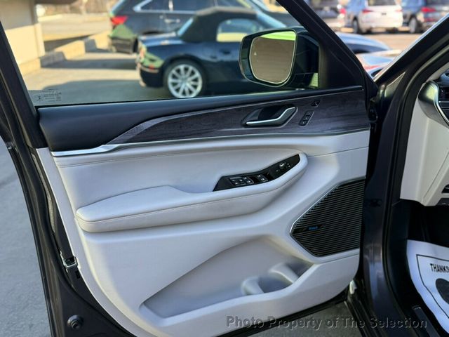 2021 Jeep Grand Cherokee L Overland 4x4 - 22961916 - 19