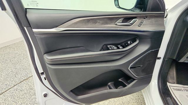 2021 Jeep Grand Cherokee L Overland 4x4 w/ ProTech Group III & Luxury Tech Group IV - 23014767 - 10