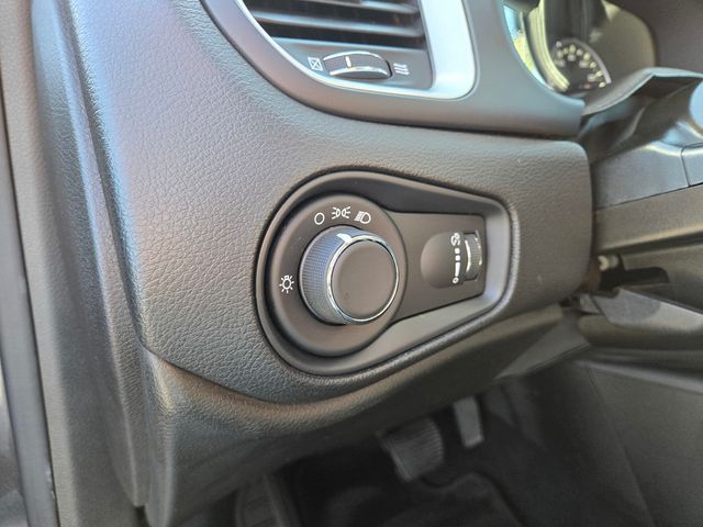 2021 Jeep Renegade  - 22992714 - 13