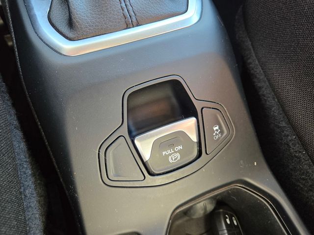 2021 Jeep Renegade  - 22992714 - 19