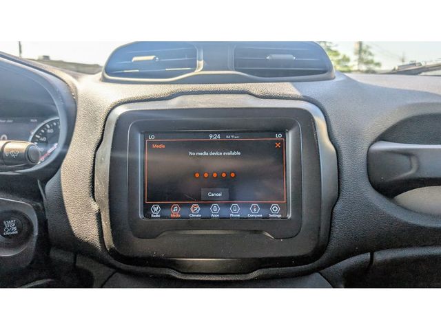 2021 Jeep Renegade Latitude FWD - 22886996 - 21