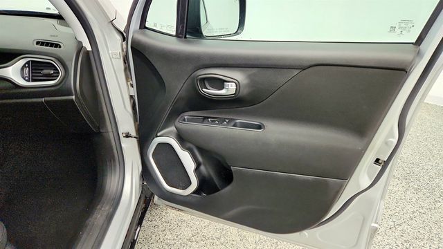 2021 Jeep Renegade Sport 4x4 - 23019271 - 24