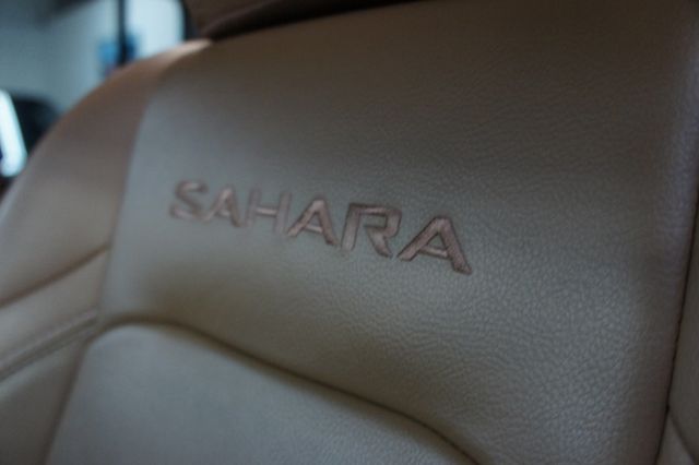 2021 Jeep Wrangler 1-Owner, Sky One Touch Power Top - 22836622 - 25