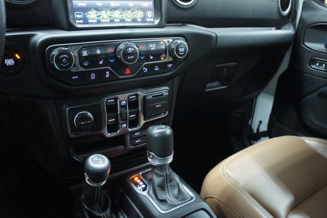 2021 Jeep Wrangler 1-Owner, Sky One Touch Power Top - 22836622 - 31