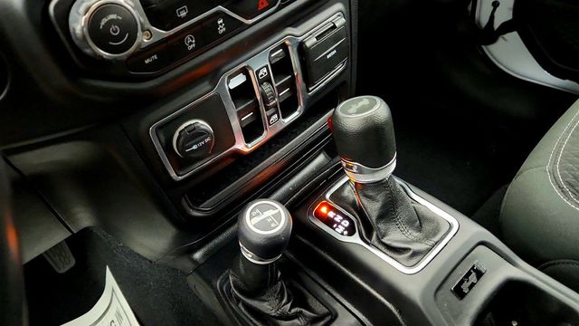 2021 Jeep Wrangler 80th Anniversary 4x4 *Ltd Avail* - 23033729 - 15