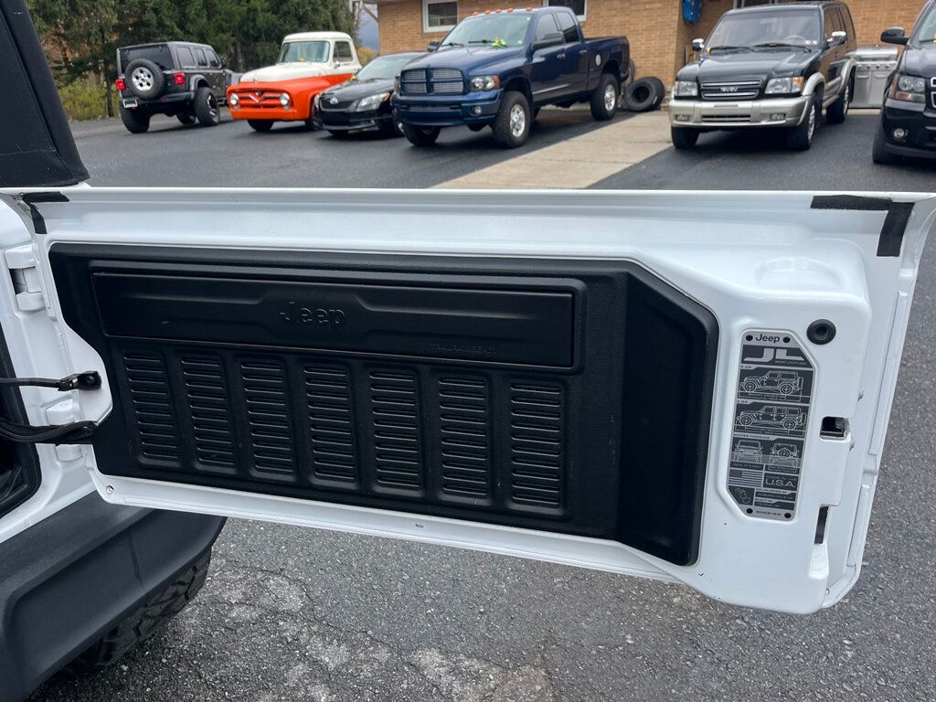 2021 Jeep Wrangler Lifted Rust Free 2 Door V6 JL 4x4 Convertible  - 22937937 - 42