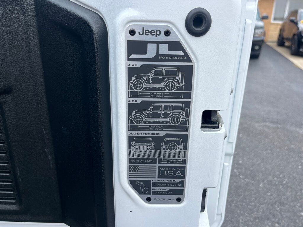 2021 Jeep Wrangler Lifted Rust Free 2 Door V6 JL 4x4 Convertible  - 22937937 - 43