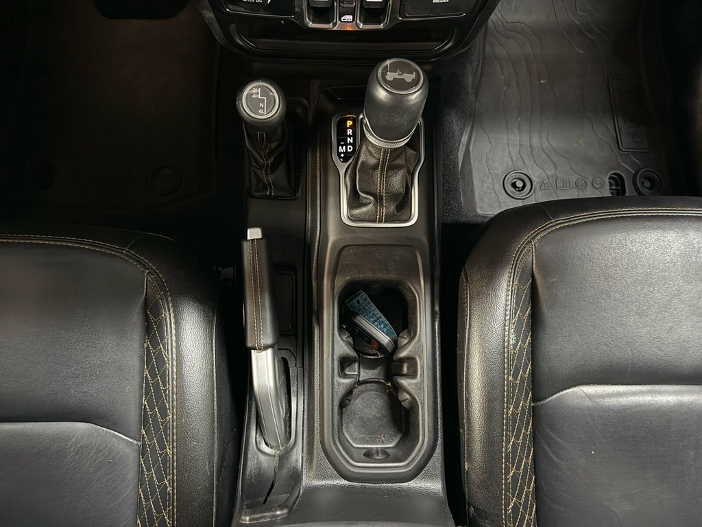 2021 Jeep Wrangler Local Trade/Cold Weather Group/Advanced Safety Group/6''Fox Lift - 23071305 - 27